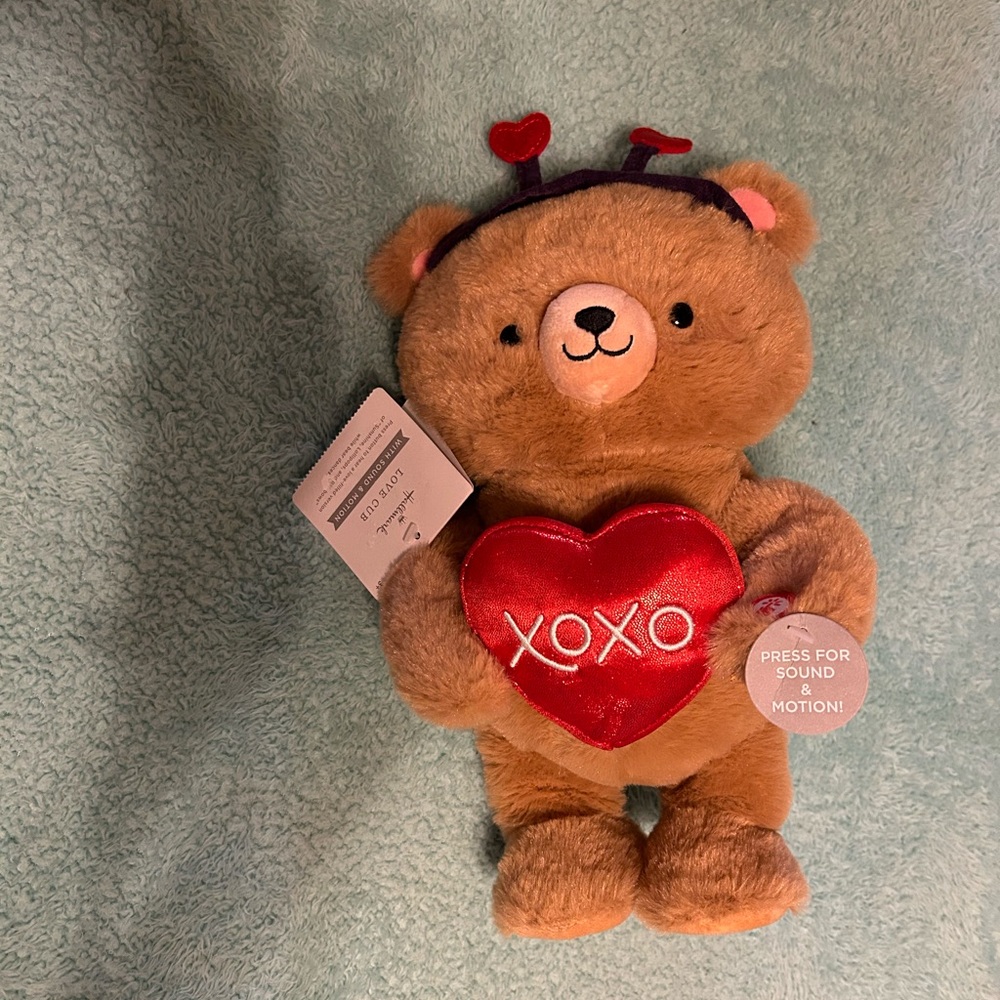 Hallmark‎ Plush Bear with Red Heart